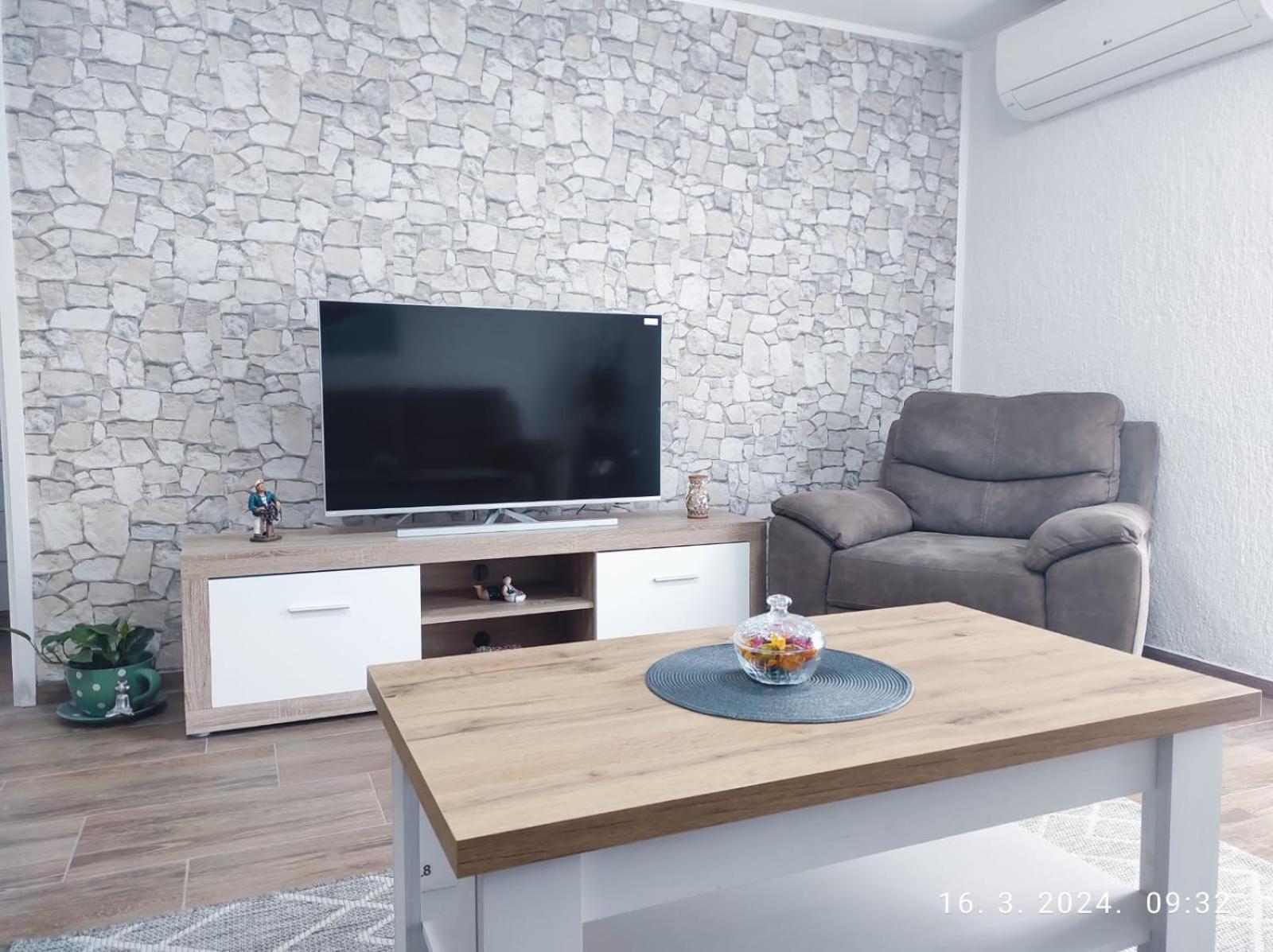 Apartman Jenny-Porec Kosinozici 外观 照片