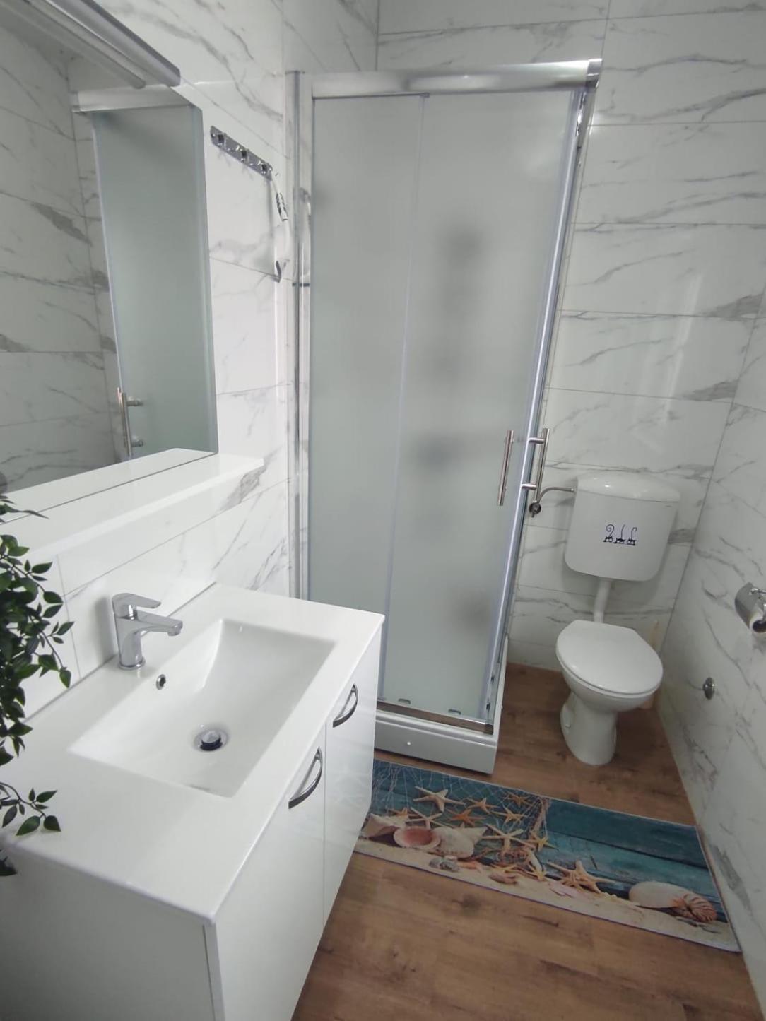 Apartman Jenny-Porec Kosinozici 外观 照片